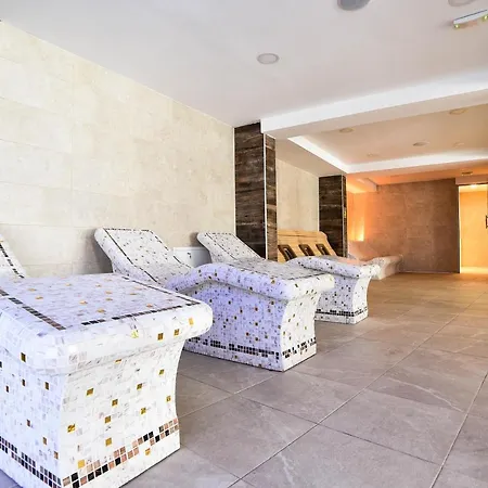 La Foresta Apartament *